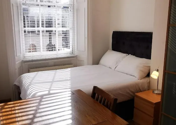 Modern Apartment Central London